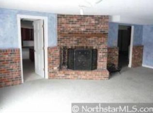 1330 Indian Oaks Cir, Saint Paul, MN 55112