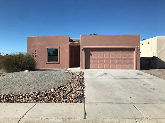 841 Chile Ct — Photo 2