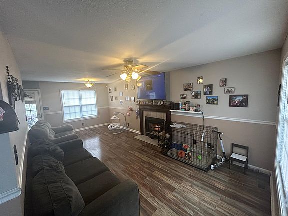 2nd image of 367 Andrew Dr