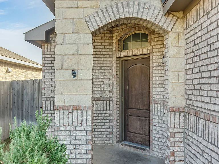 6909 Capstone Rd — Photo 3