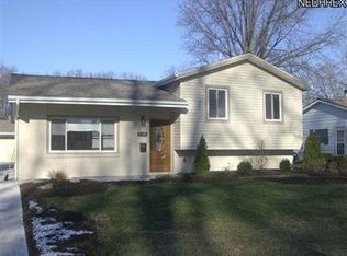 23970 Delmere Dr, North Olmsted, OH 44070