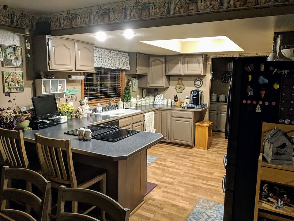 1st image of 535 Longhorn Dr