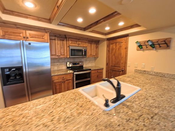 5th image of 4295 Ivy Ln