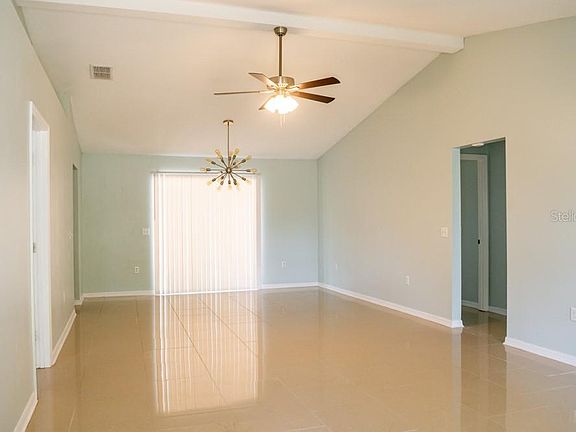 3rd image of 7542 Eastview Pl