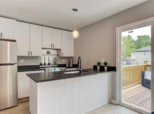 9923 W 52nd St, Merriam, KS 66203