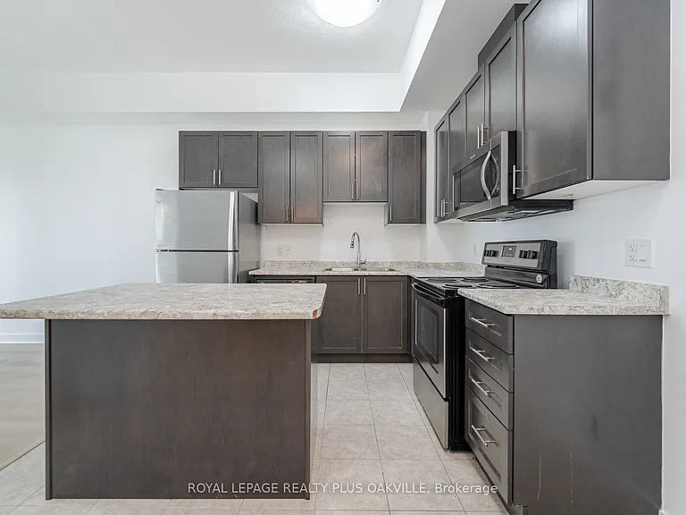 2486 Old Bronte Rd #804 — Photo 8