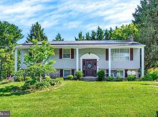 105 Lexington Rd, York, PA 17402