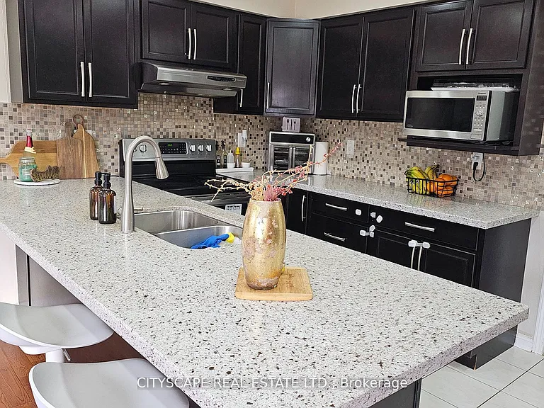 1408 Quest Cir — Photo 11