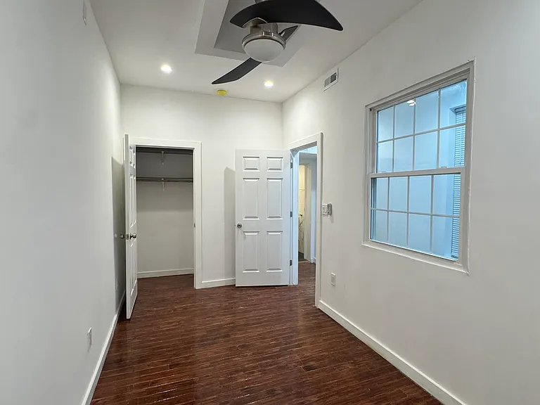 2351 E Allegheny Ave #1 — Photo 6