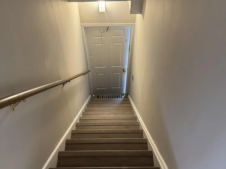 31 Eldridge Ave #2 — Photo 19