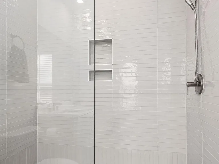 5716 California Ave — Photo 25
