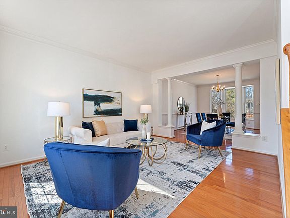 3rd image of 6440 La Petite Pl