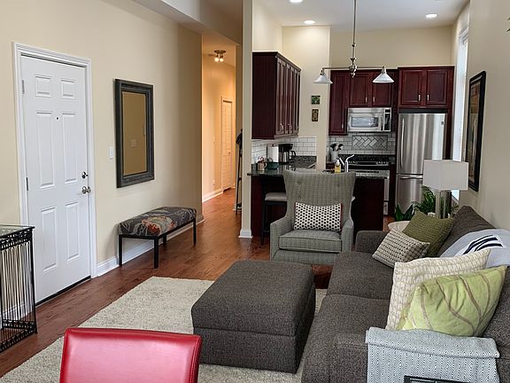 2nd image of 1742 N North Park Ave APT 2N
