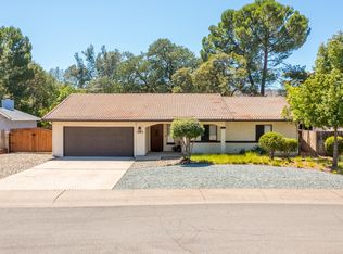 1498 Casa Vereda Way, Redding, CA 96003