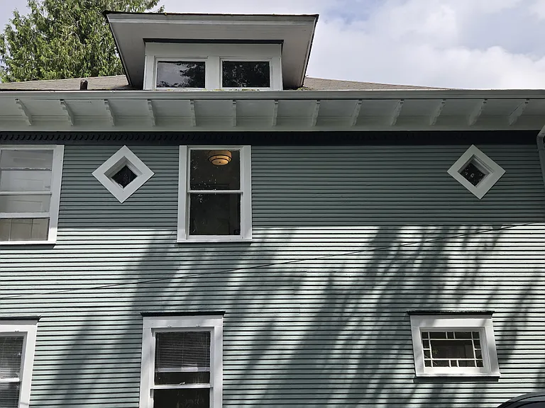 1221 S 3rd St #B — Photo 2