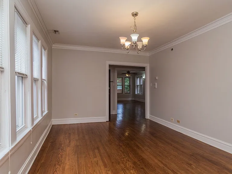 5749 N Artesian Ave #2 — Photo 8