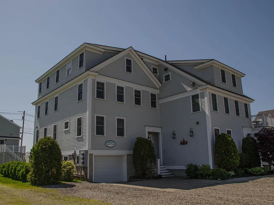 32 Reserve St