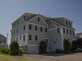 32 Reserve St, York, ME 03909