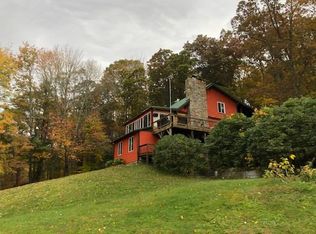 25 Rabbit Hill Ln, Newland, NC 28657