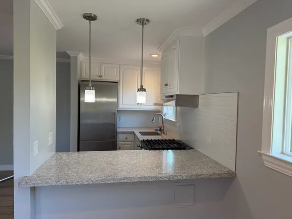 475 Tyndall St #5, Los Altos, CA 94022