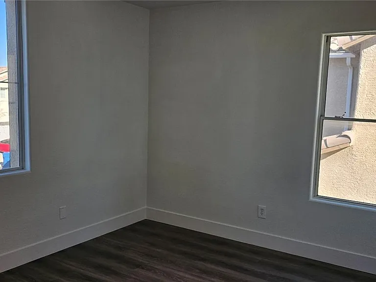 11606 Vesuvio Ct — Photo 4