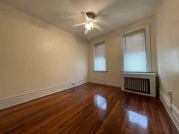 2nd image of 2802 Kennedy Blvd #416E