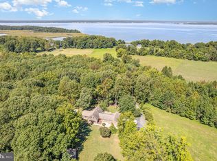 14851 Azurite Dr, King George, VA 22485