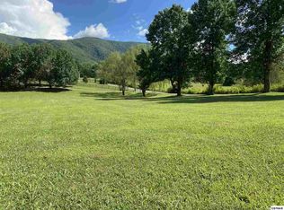 Thayer Ln, Sevierville, TN 37862