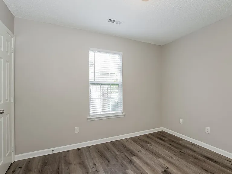 5410 Starflower Dr — Photo 13