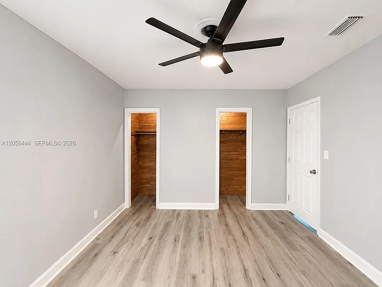 529 NW 8th St — Photo 13