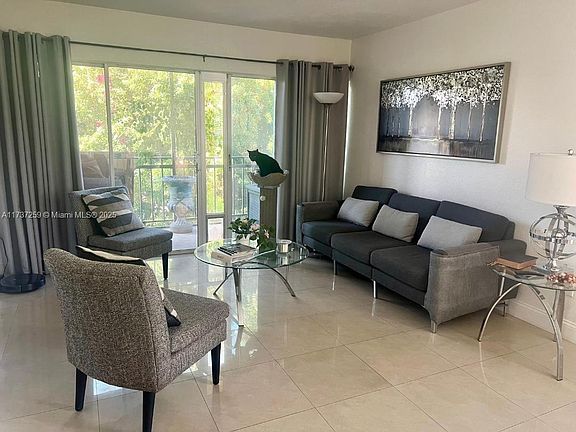 4th image of 8887 Fontainebleau Blvd APT 306