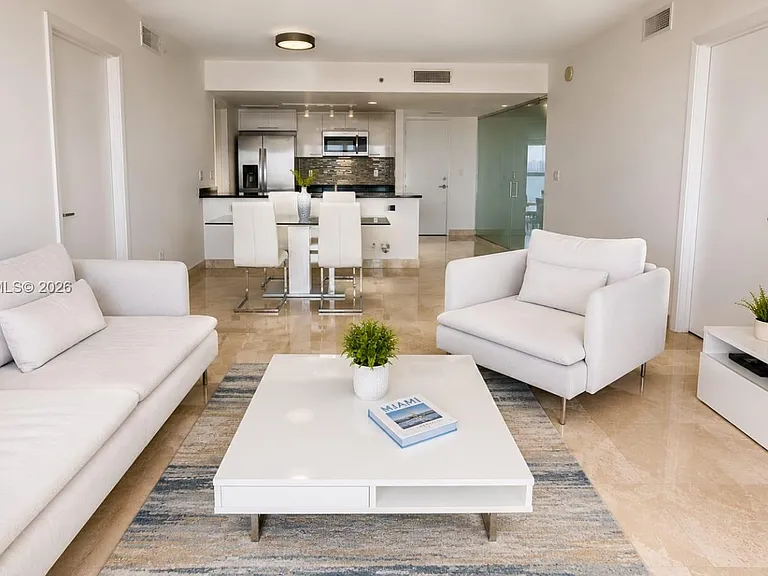 50 Biscayne Blvd #4106 — Photo 1