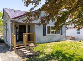 14286 S Lake Dr, De Soto, MO 63020