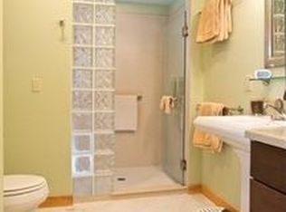 6647 Mission Rdg, Traverse City, MI 49686