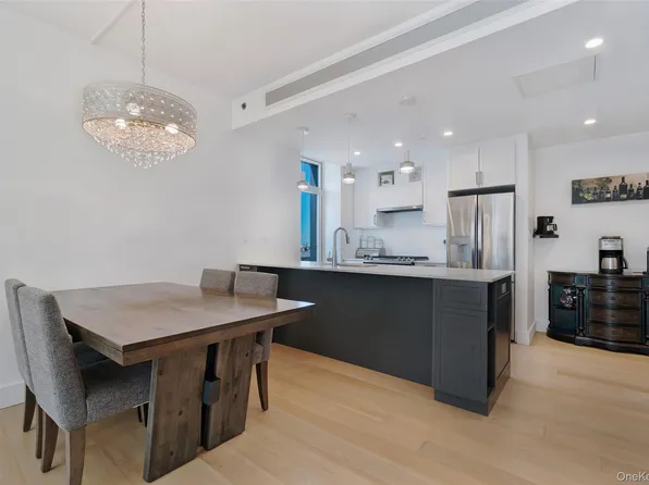 133 Beach 116th Street #4G, Rockaway Park, NY 11694