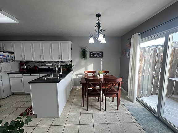 5th image of 3404 Koenigstein Ave APT 5