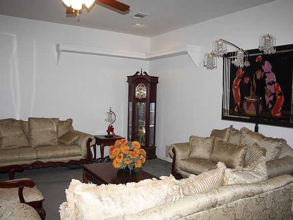 4th image of 4308 Hank Dr