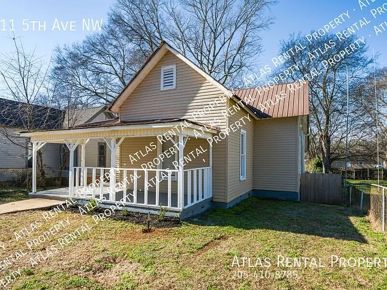 111 5th Ave NW — Photo 2