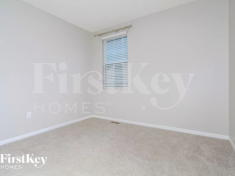 3962 Snowcreek Dr — Photo 11