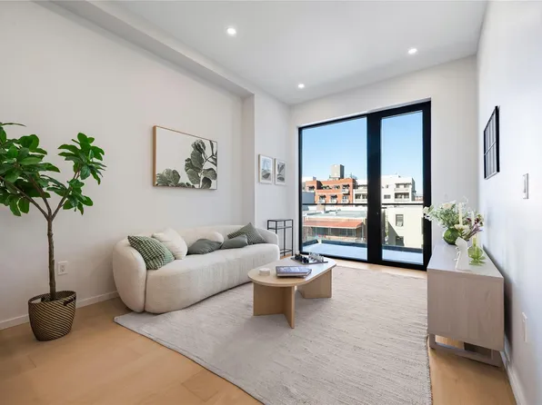 31-16 21st Street #2G, Astoria, NY 11106