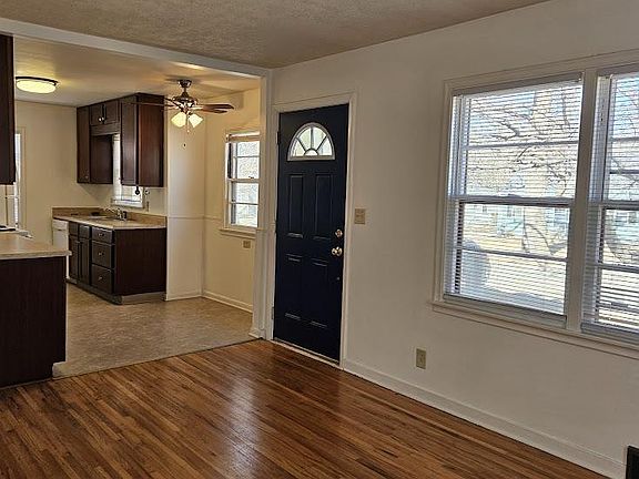5th image of 4317 D St