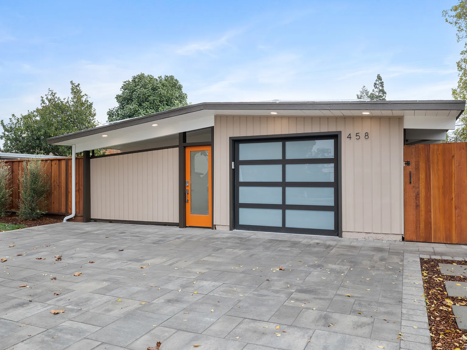 3 bed, 1220 sqft, $10,000 — Photo 3