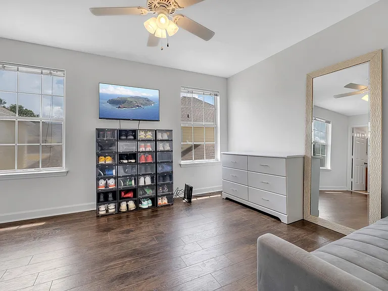 4311 Four Oaks Blvd — Photo 19