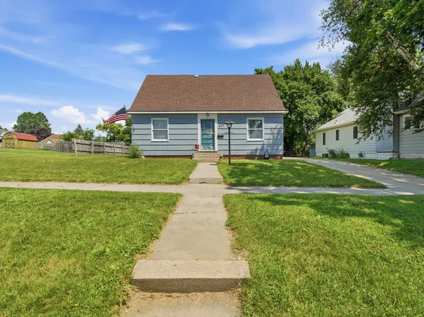 207 7th Ave S, Saint James, MN 56081