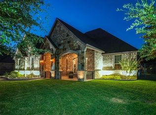 717 Crater Lake Cir, Keller, TX 76248