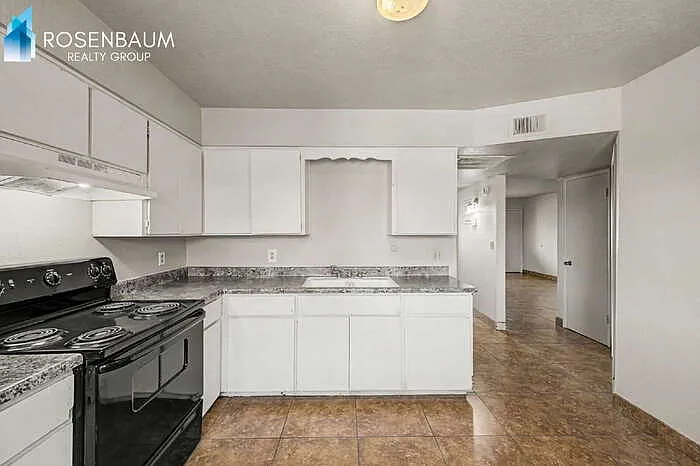 1746 E 6th Ave #1746 — Photo 15
