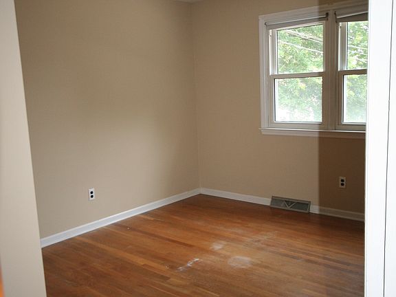 Upstairs Rear Bedroom