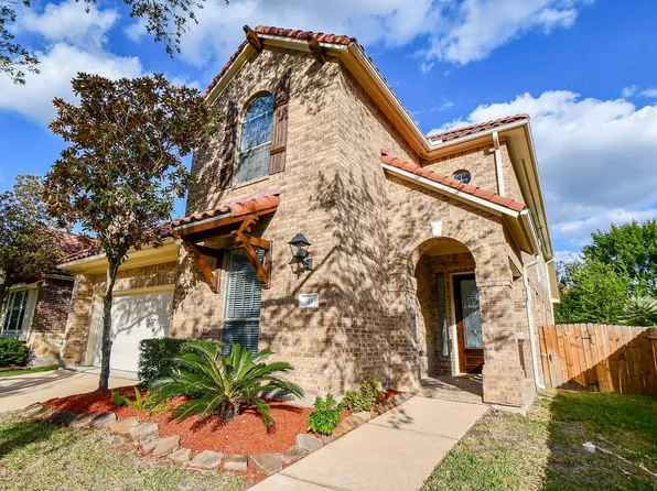 45 Cherry Hills Dr, Houston, TX 77064