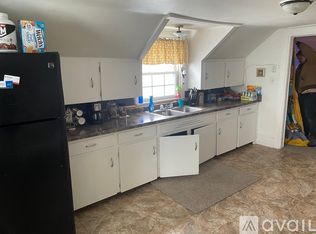 818 S 1st Ave #A, Wausau, WI 54401