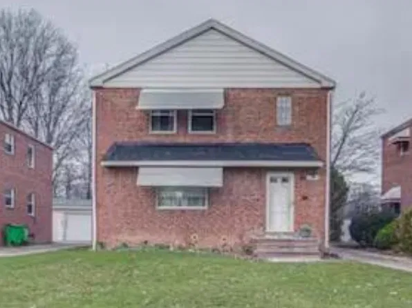 488 E 222nd St #2, Euclid, OH 44123